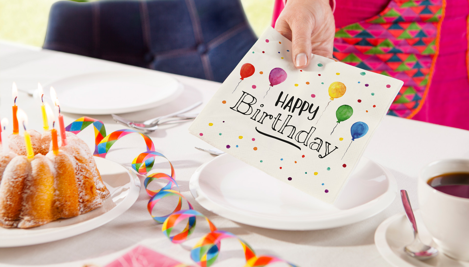 Egal ob Geschenktüten, Geburtstagsflaschen, Geburtstagsservietten oder einfach kleinigkeiten zum Geburtstag, bei uns wirst du mit Sicherheit fündig. 